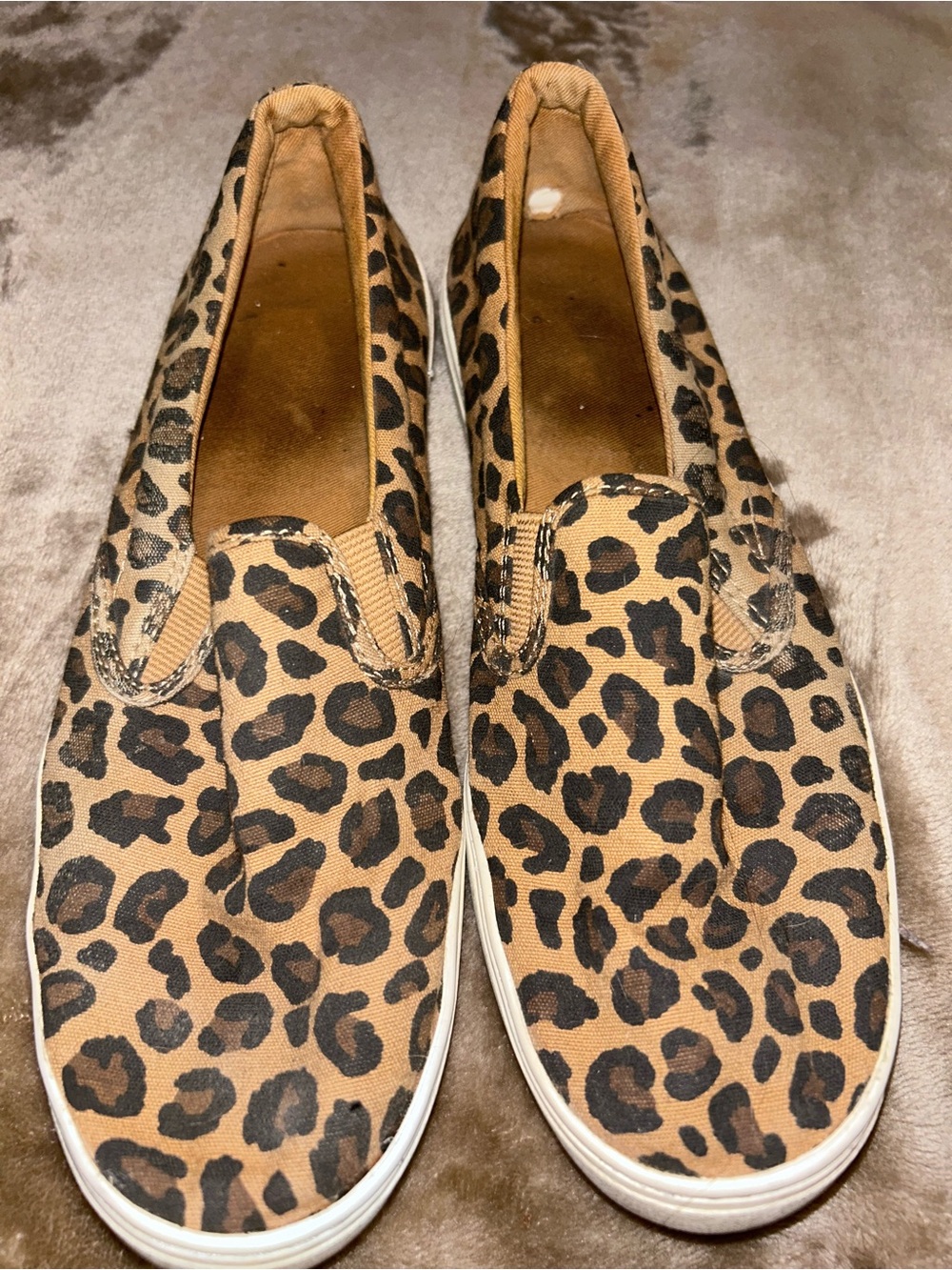 Leopard Print Slip-On Shoes Size 7.5 – Heavily Worn – Uncleaned – As Is